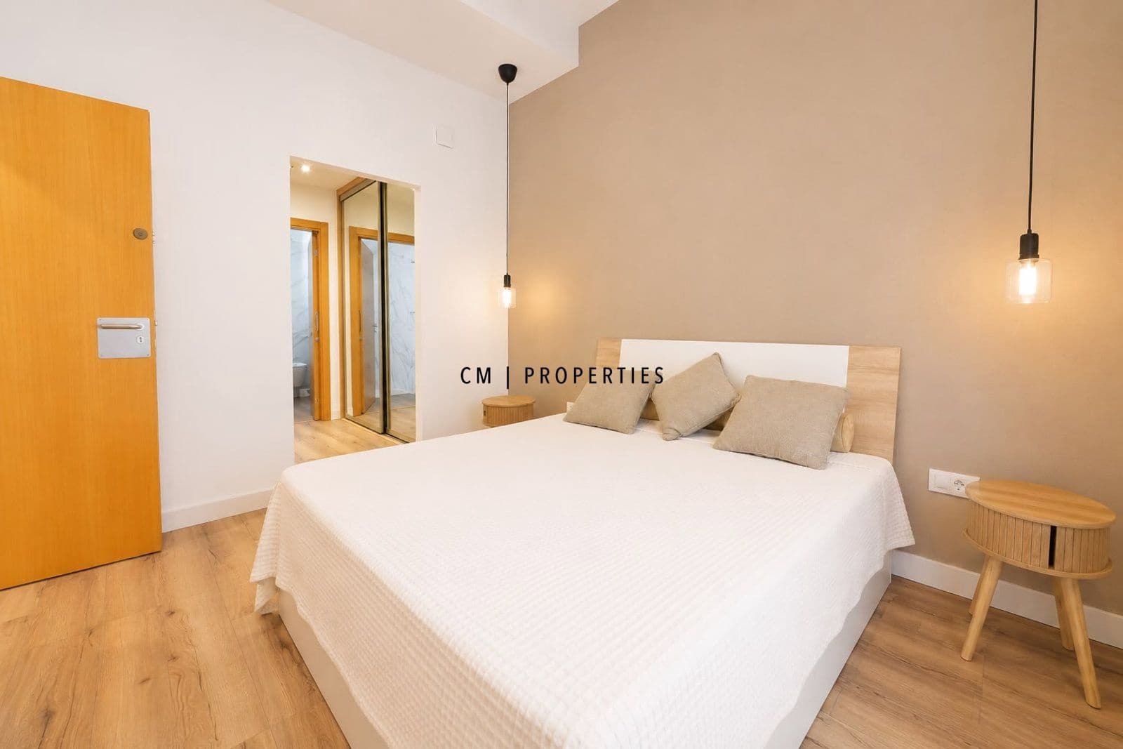 3 soveværelse Lejlighed til leje i Valencia by - € 2.500 (Ref: 9898401)