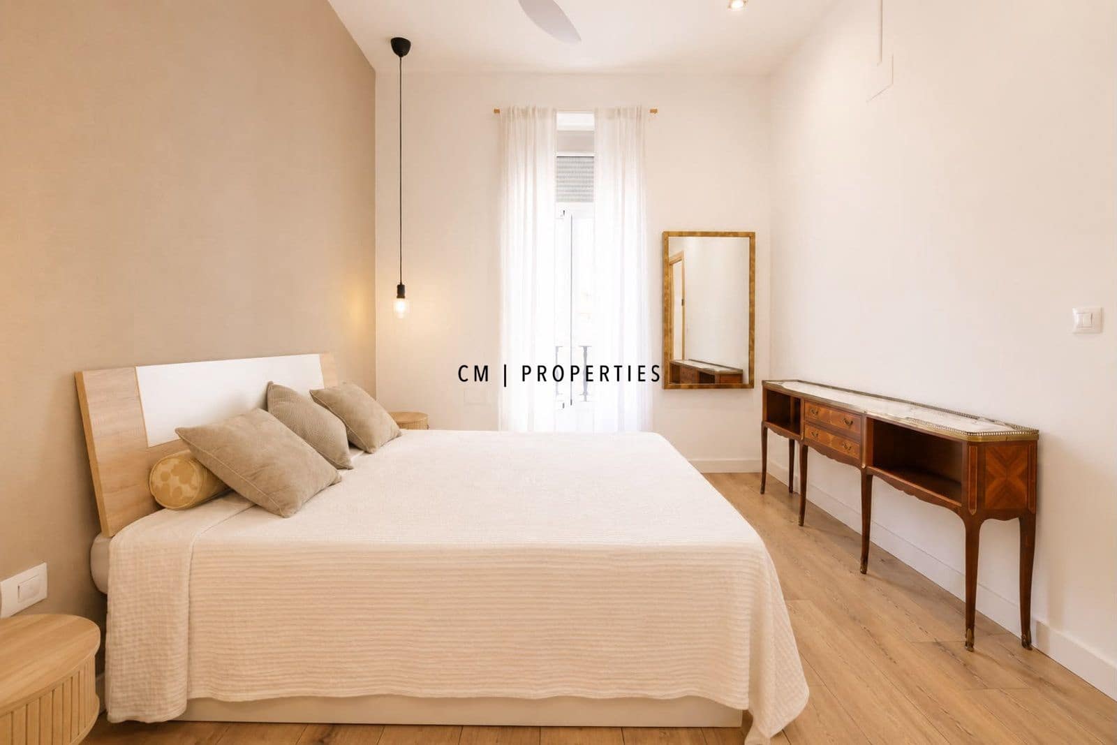 3 soveværelse Lejlighed til leje i Valencia by - € 2.500 (Ref: 9898401)