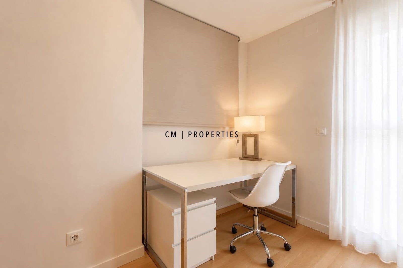 3 soveværelse Lejlighed til leje i Valencia by - € 2.500 (Ref: 9898401)