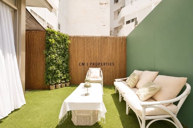 3 soveværelse Lejlighed til leje i L'Eixample, Valencia by - € 2.500 (Ref: 9898401)