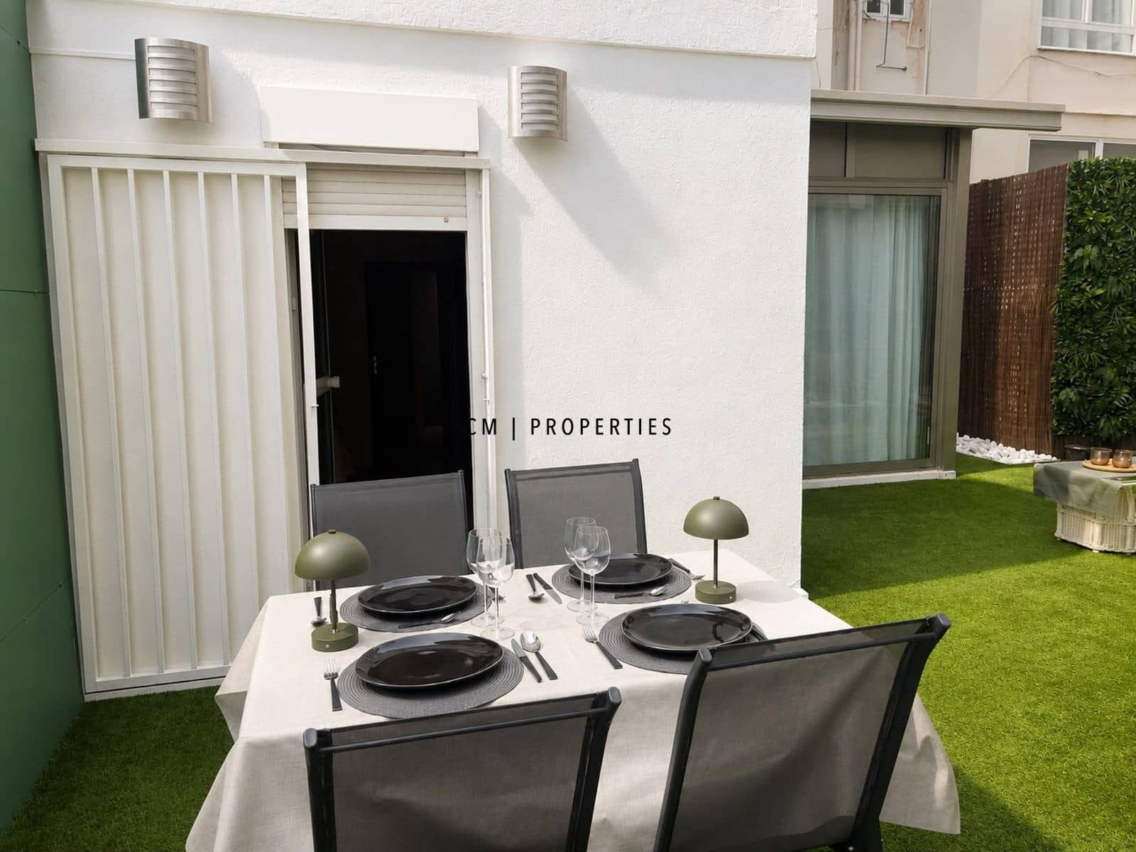 3 soveværelse Lejlighed til leje i Valencia by - € 2.500 (Ref: 9898401)