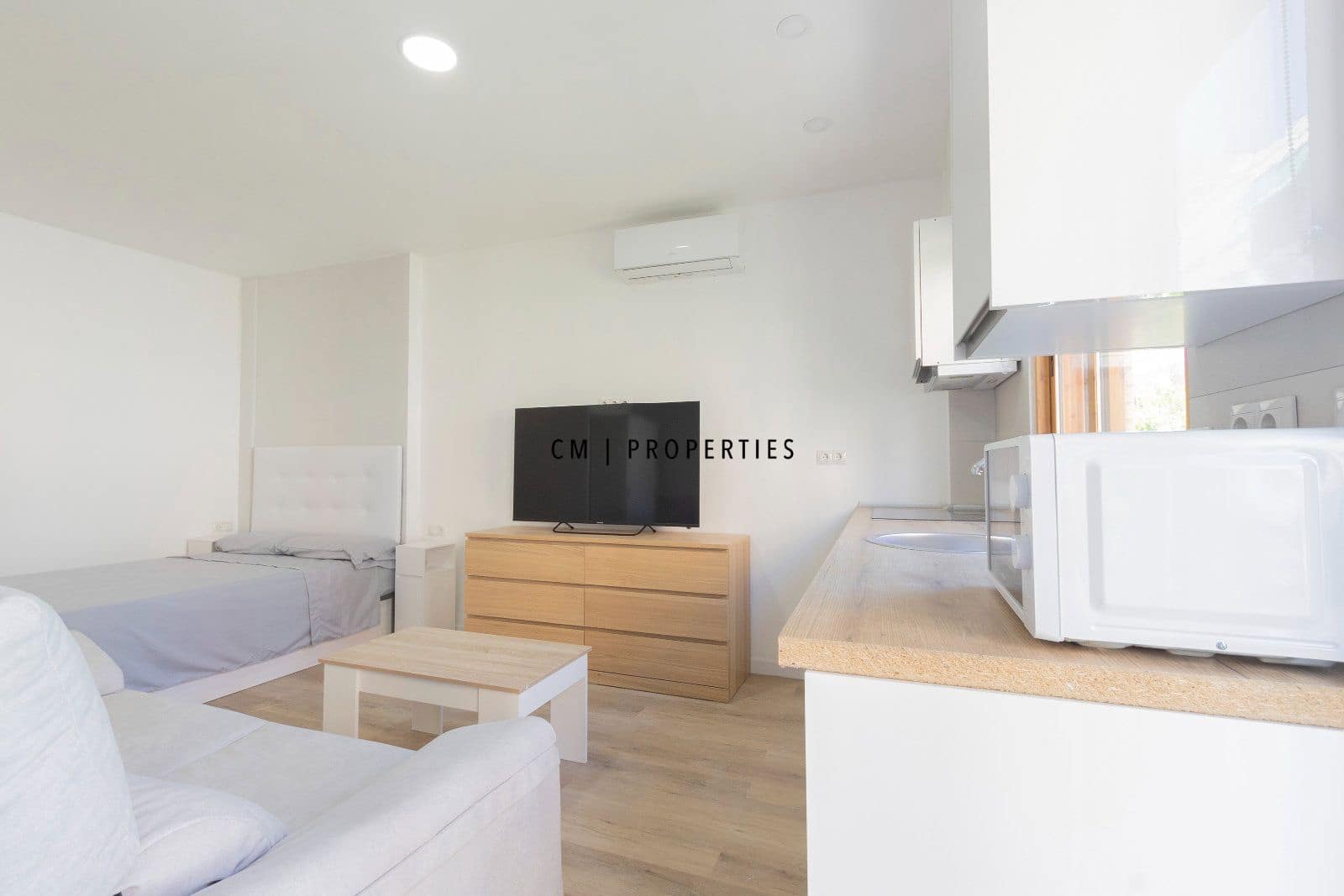 1 sovrum Lägenhet att hyra i Valencia stad - 930 € (Ref: 9902353)