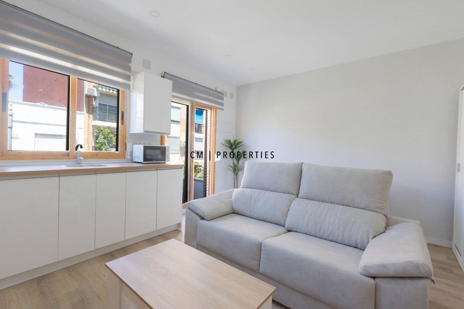 1 sovrum Lägenhet att hyra i Valencia stad - 930 € (Ref: 9902353)