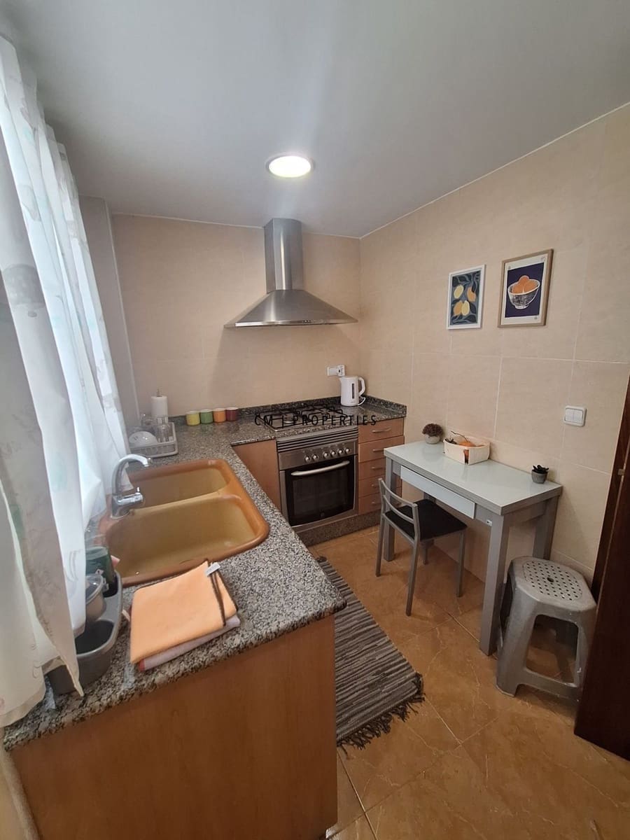 Piso de 4 habitaciones en Moncada en alquiler con piscina - 1.590 € (Ref: 9905264)