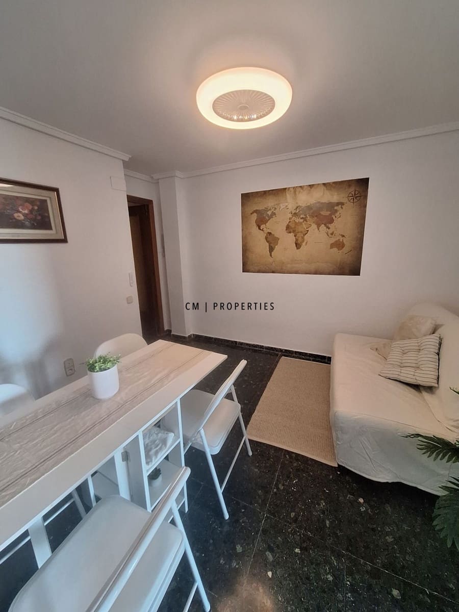 Piso de 4 habitaciones en Moncada en alquiler con piscina - 1.590 € (Ref: 9905264)