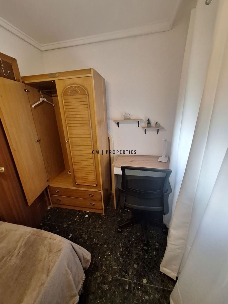 Piso de 4 habitaciones en Moncada en alquiler con piscina - 1.590 € (Ref: 9905264)