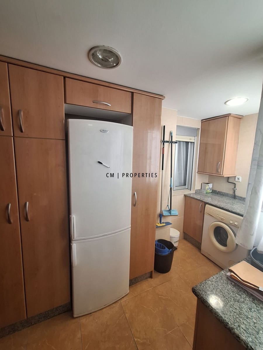 Piso de 4 habitaciones en Moncada en alquiler con piscina - 1.590 € (Ref: 9905264)