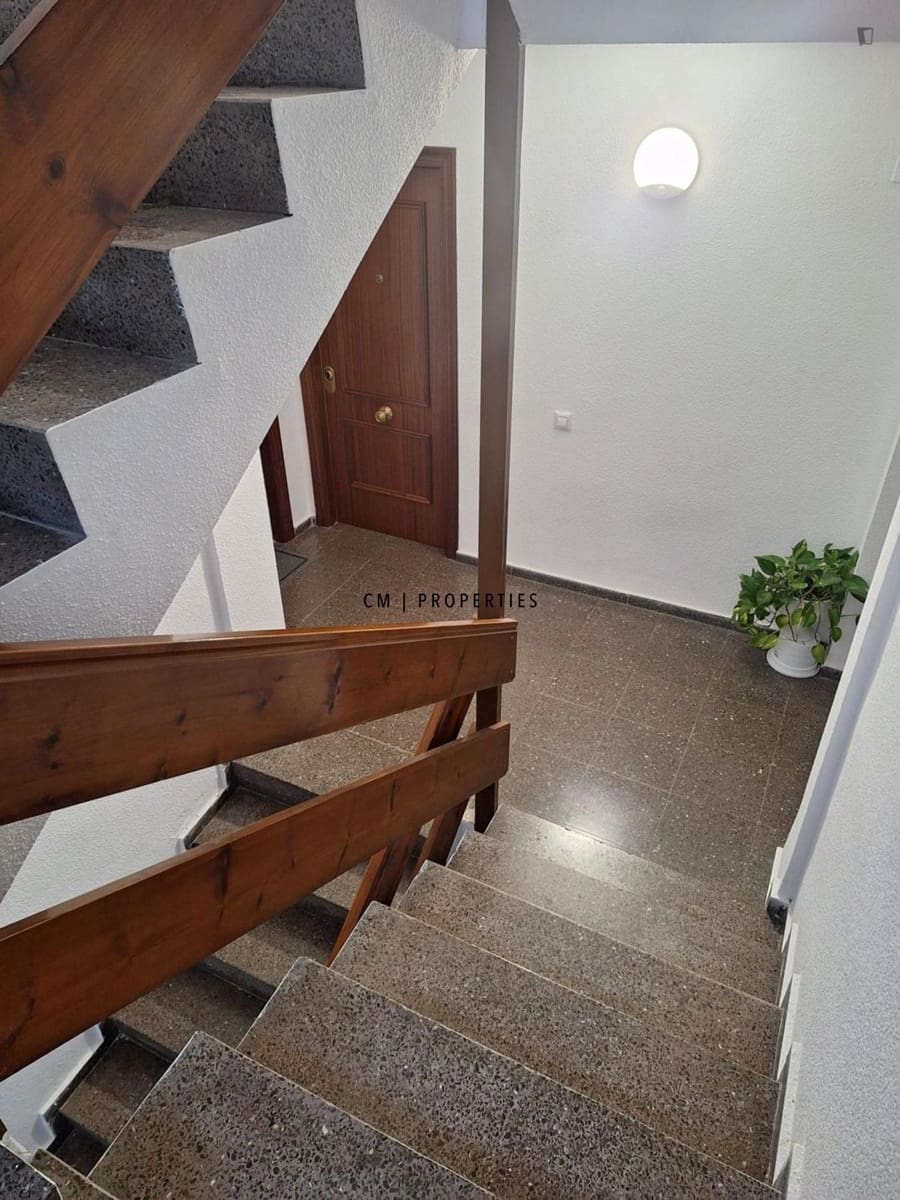 Piso de 4 habitaciones en Moncada en alquiler con piscina - 1.590 € (Ref: 9905264)
