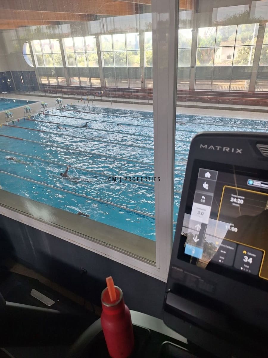 Piso de 4 habitaciones en Moncada en alquiler con piscina - 1.590 € (Ref: 9905264)