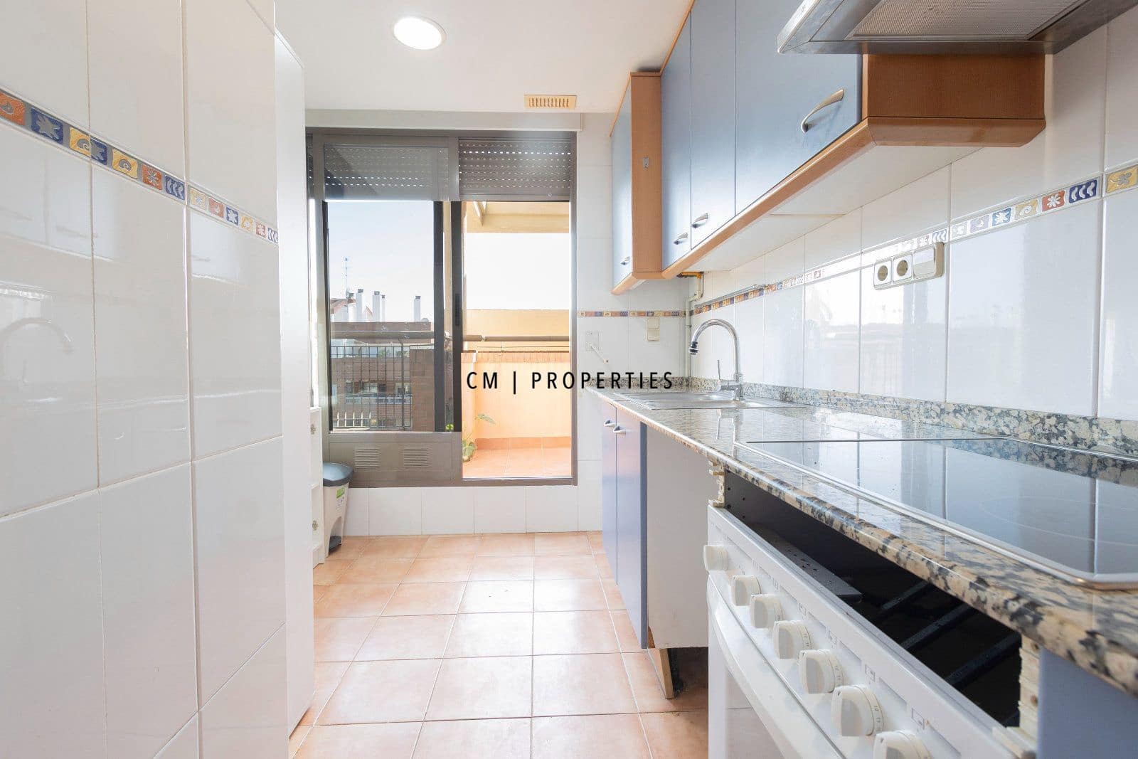 2 camera da letto Attico da affittare in Valencia citta con piscina garage - 2.000 € (Rif: 9911534)