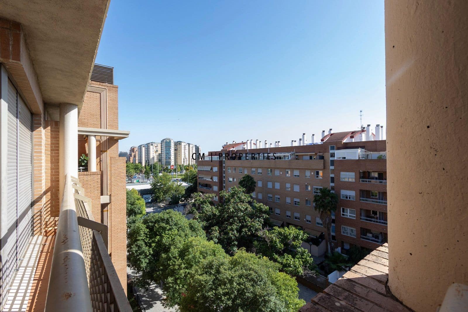 2 camera da letto Attico da affittare in Valencia citta con piscina garage - 2.000 € (Rif: 9911534)