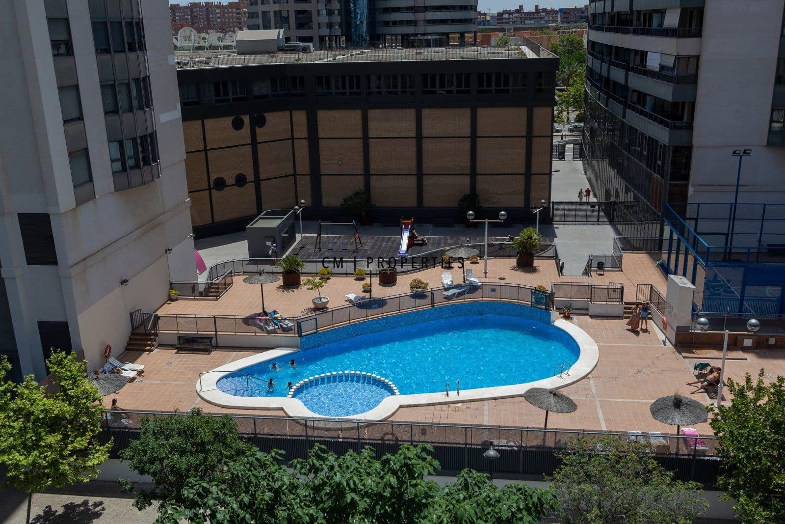 2 camera da letto Attico da affittare in Valencia citta con piscina garage - 2.000 € (Rif: 9911534)