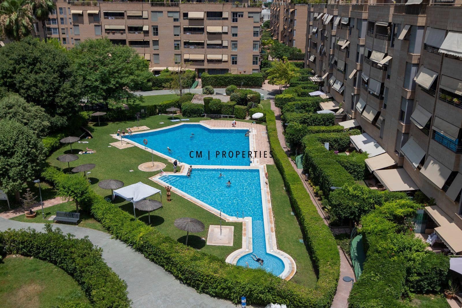 2 camera da letto Attico da affittare in Valencia citta con piscina garage - 2.000 € (Rif: 9911534)