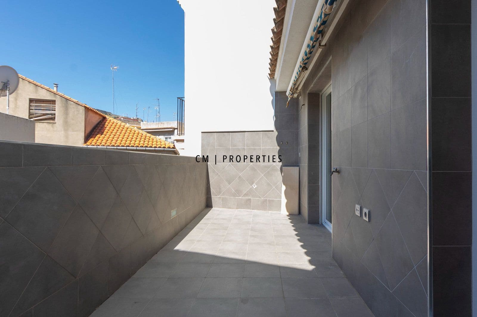 3 camera da letto Appartamento da affittare in Sagunto / Sagunt - 1.500 € (Rif: 9911950)