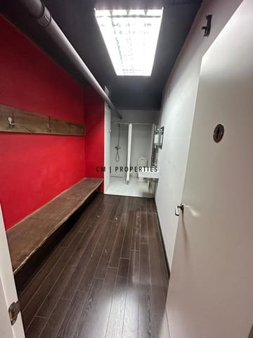 Local Commercial à vendre à El Pla del Real, Valence ville - 299 000 € (Ref: 9911951)