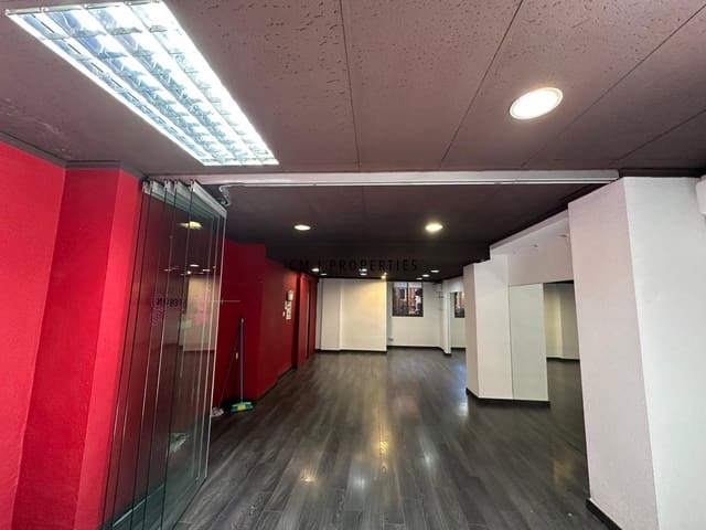 Local Commercial à vendre à El Pla del Real, Valence ville - 299 000 € (Ref: 9911951)