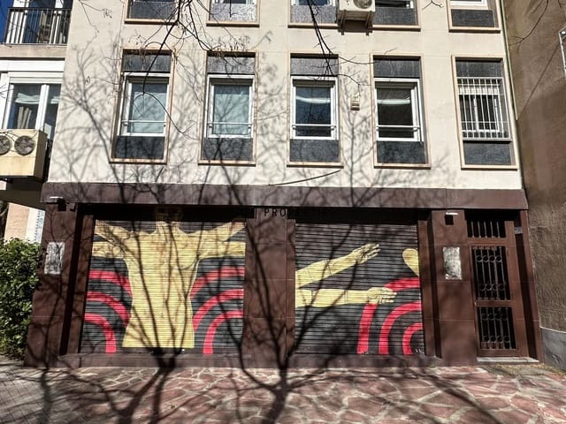 Local Commercial à vendre à El Pla del Real, Valence ville - 299 000 € (Ref: 9911951)