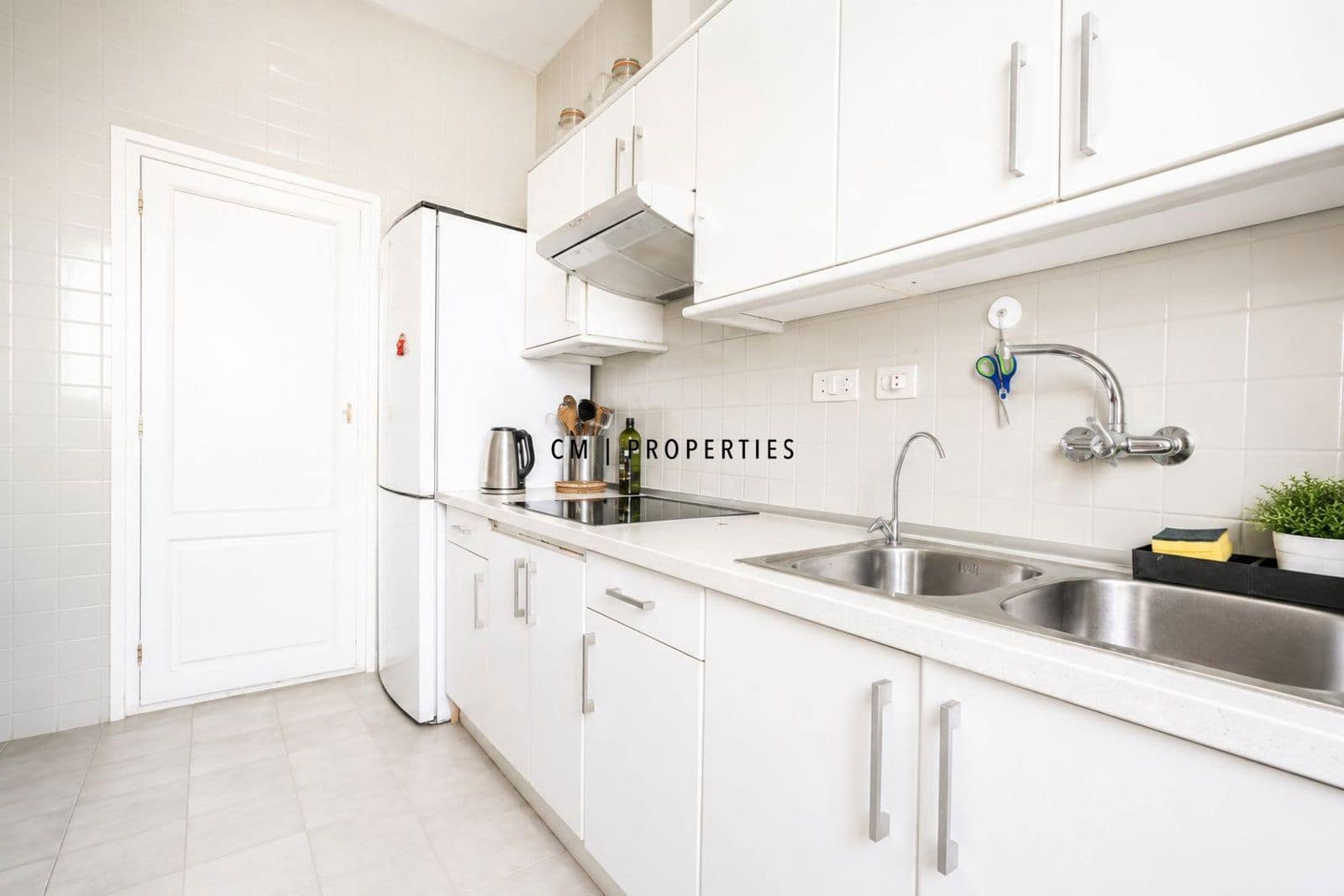 3 Zimmer Wohnung zu vermieten in Valencia Stadt - 1.800 € (Ref: 9911952)