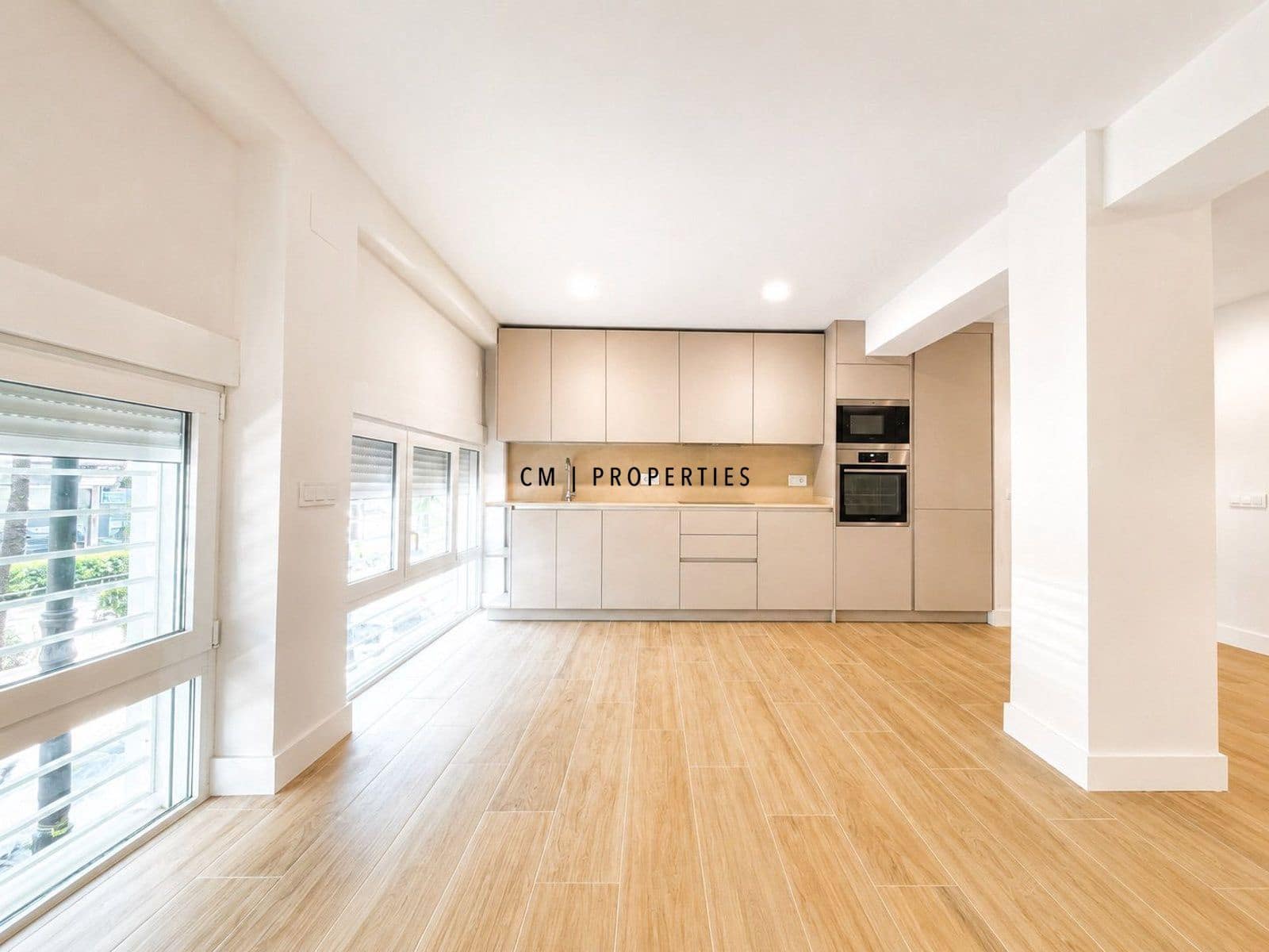 2 bedroom Flat for rent in Valencia city - € 1,500 (Ref: 9914828)