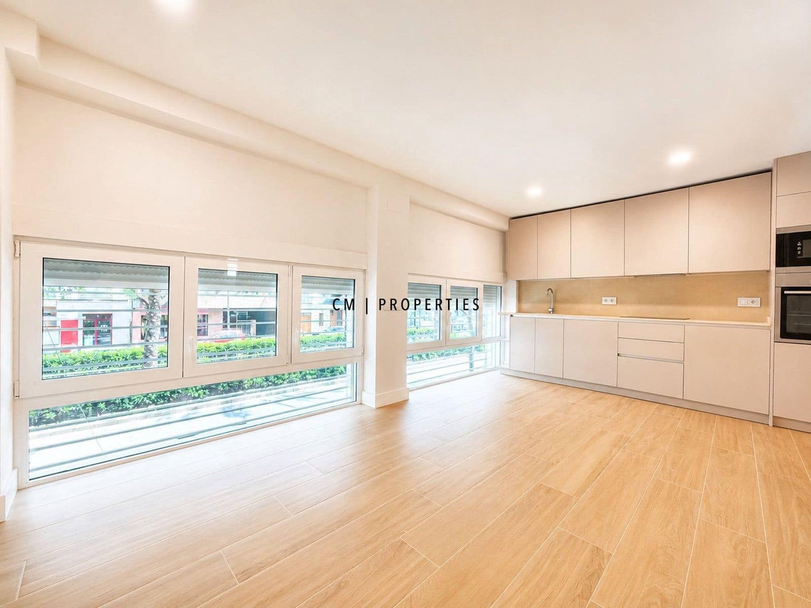 2 bedroom Flat for rent in Valencia city - € 1,500 (Ref: 9914828)