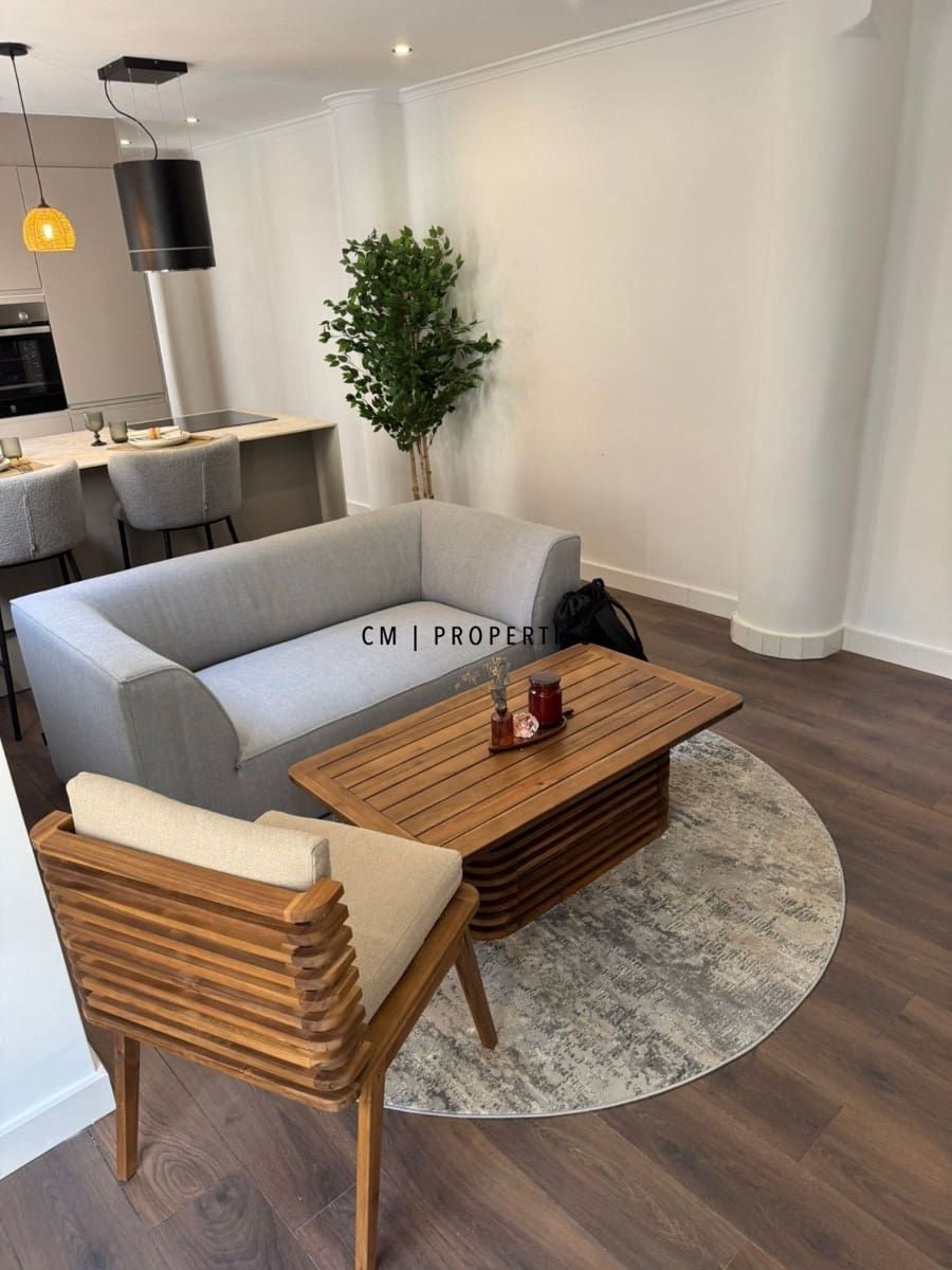 1 sovrum Lägenhet att hyra i Valencia stad - 1 950 € (Ref: 9918774)
