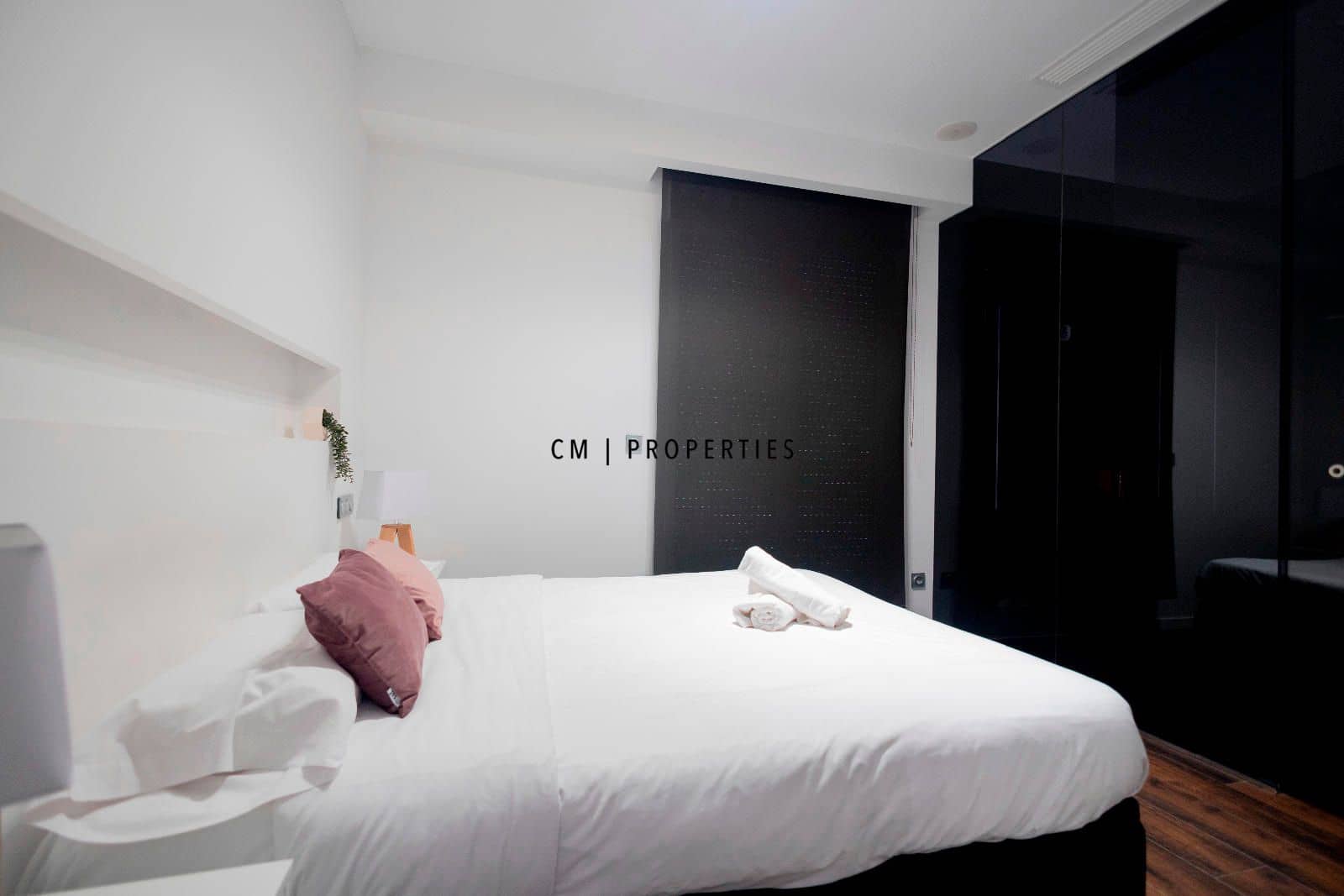 2 sovrum Lägenhet att hyra i Valencia stad - 1 500 € (Ref: 9918997)