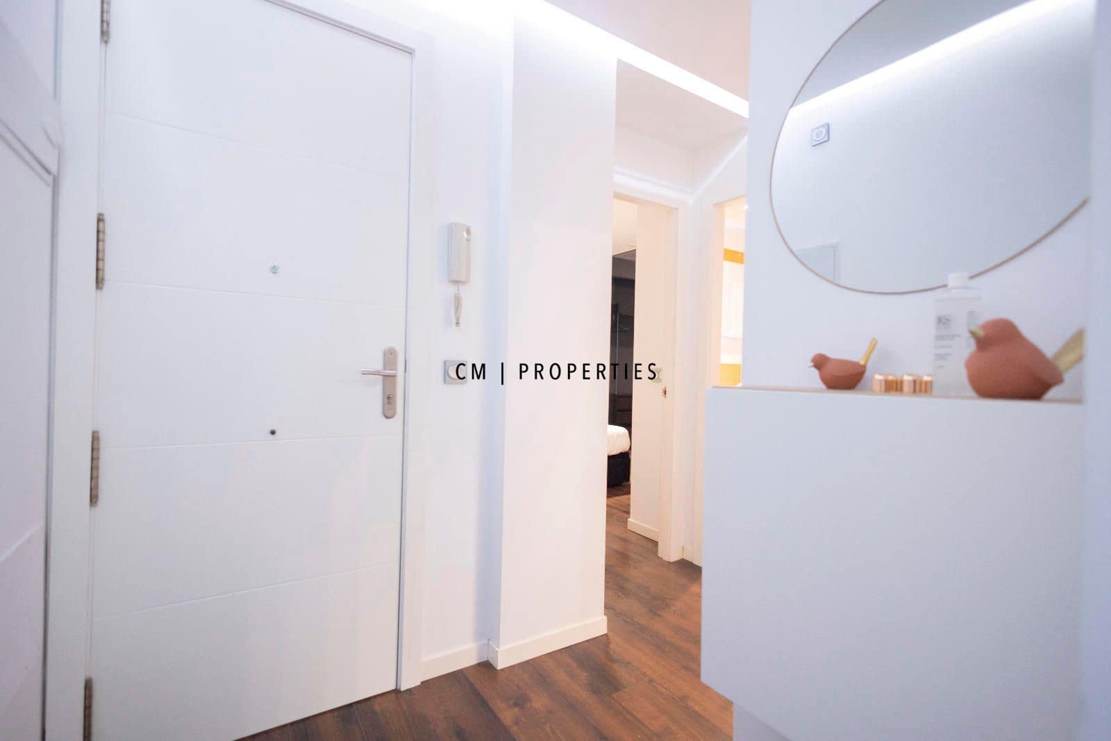 2 sovrum Lägenhet att hyra i Valencia stad - 1 500 € (Ref: 9918997)