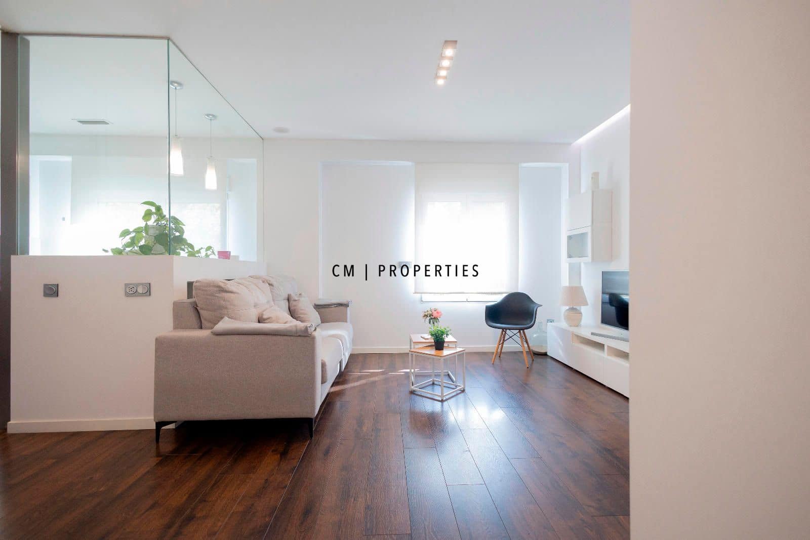 2 sovrum Lägenhet att hyra i Valencia stad - 1 500 € (Ref: 9918997)