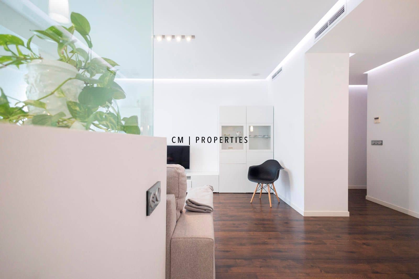 2 sovrum Lägenhet att hyra i Valencia stad - 1 500 € (Ref: 9918997)