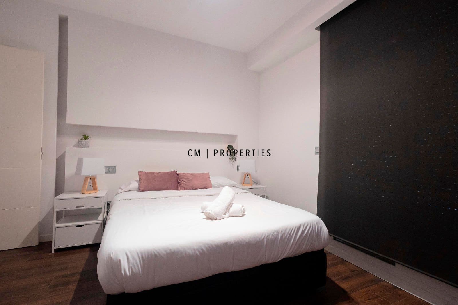 2 sovrum Lägenhet att hyra i Valencia stad - 1 500 € (Ref: 9918997)