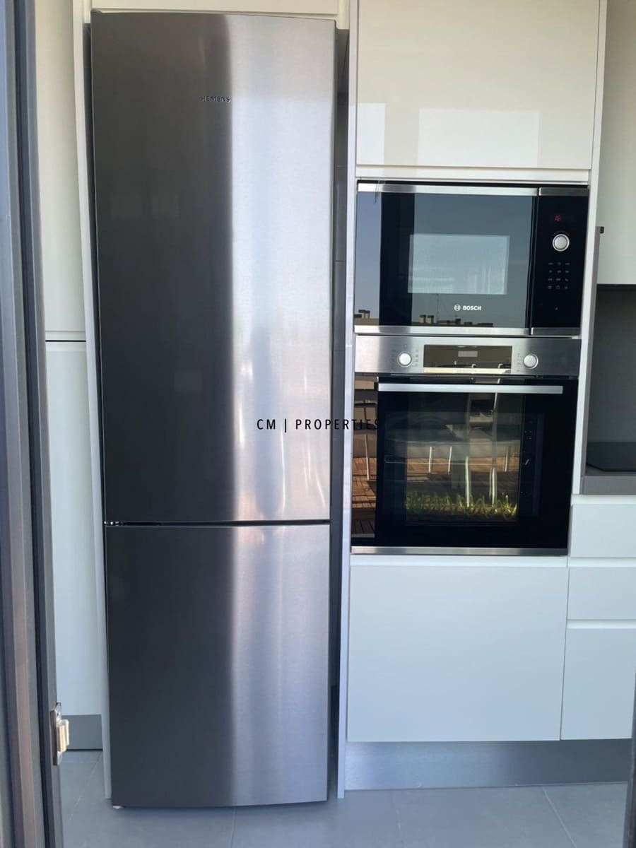 2 soveværelse Penthouse til leje i Valencia by med swimmingpool garage - € 1.600 (Ref: 9918998)