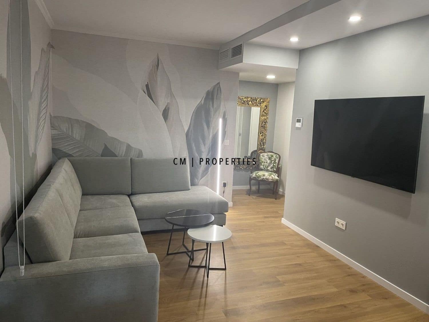 2 soveværelse Penthouse til leje i Valencia by med swimmingpool garage - € 1.600 (Ref: 9918998)