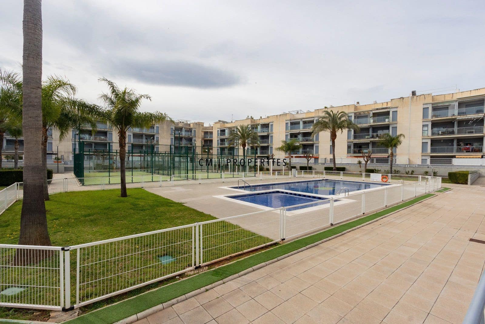 3 quarto Penthouse para arrendar em Almenara com piscina garagem - 1 150 € (Ref: 9925243)