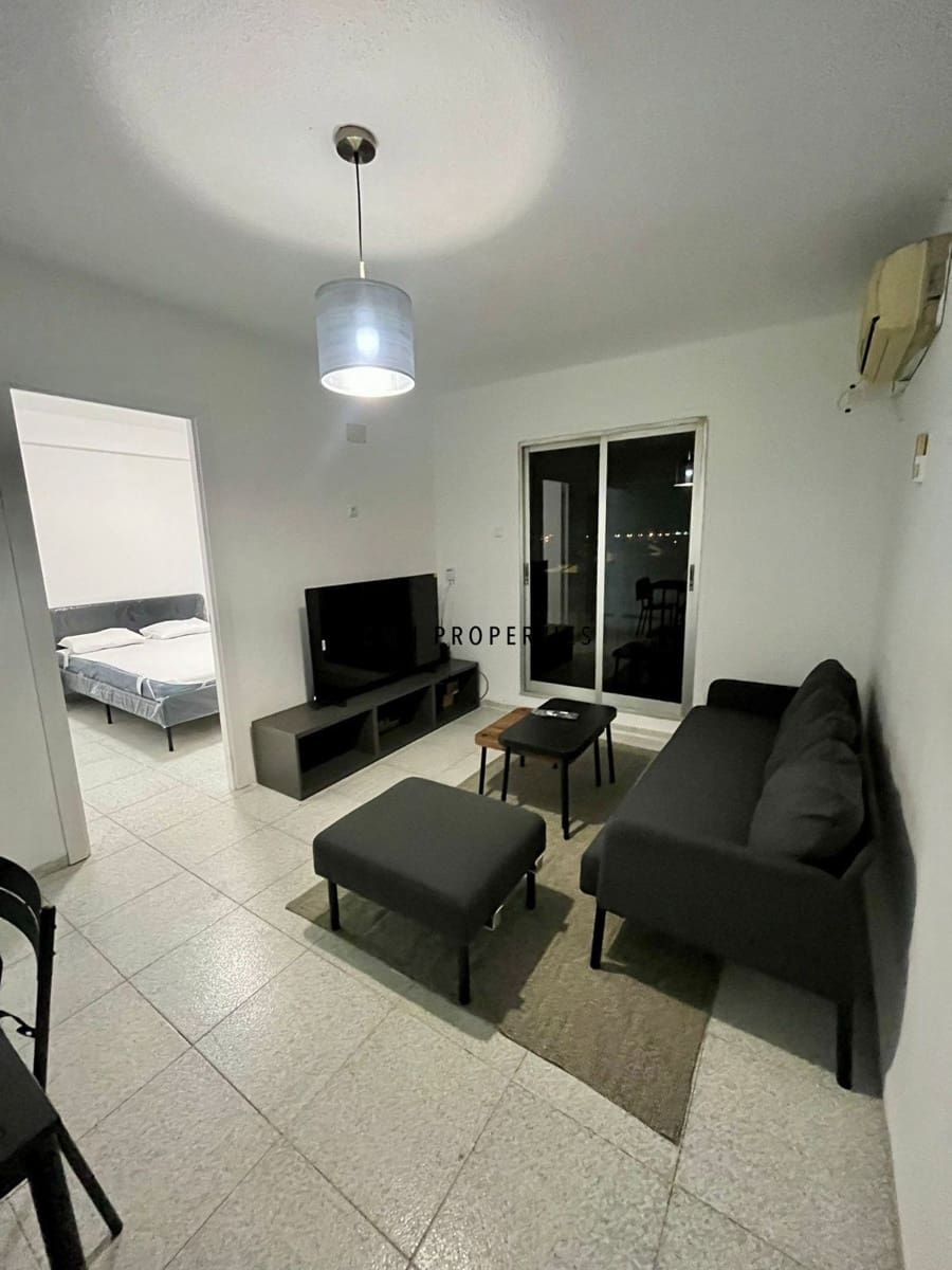 Piso de 3 habitaciones en Tavernes Blanques en alquiler - 1.000 € (Ref: 9928059)