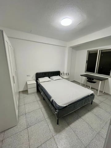 3 quarto Apartamento para arrendar em Tavernes Blanques - 1 000 € (Ref: 9928059)