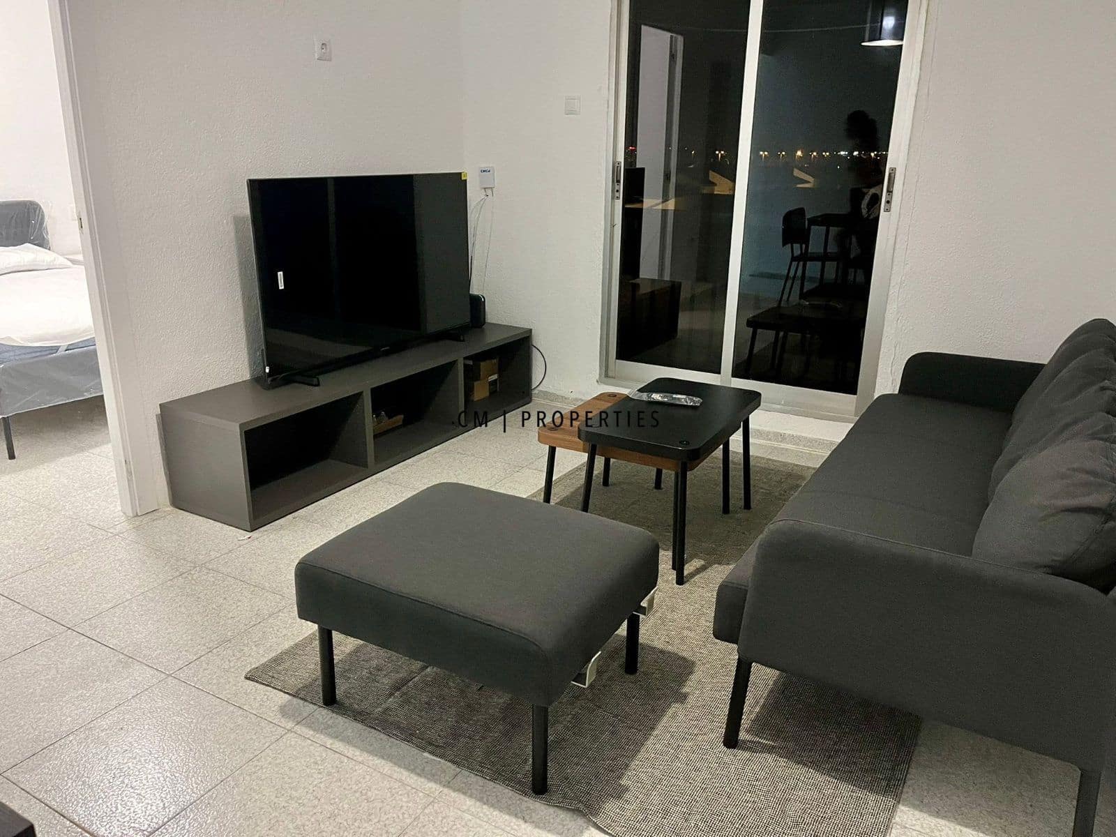 Piso de 3 habitaciones en Tavernes Blanques en alquiler - 1.000 € (Ref: 9928059)
