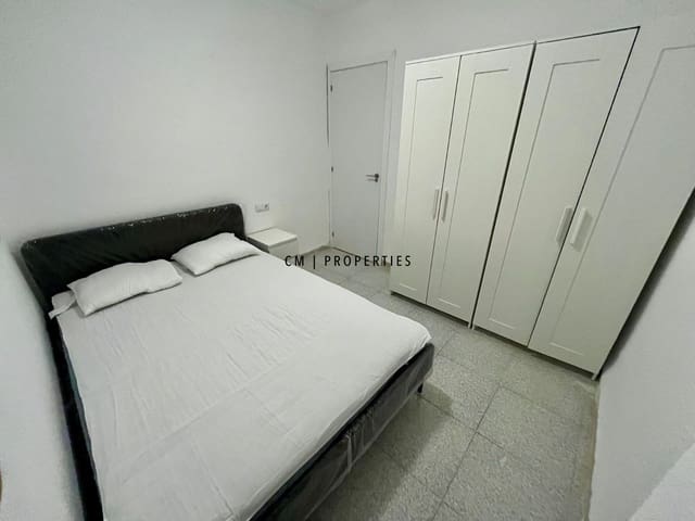 3 quarto Apartamento para arrendar em Tavernes Blanques - 1 000 € (Ref: 9928059)