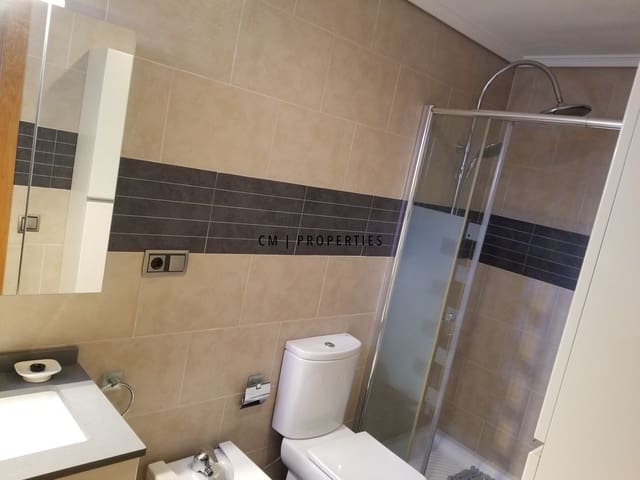 3 quarto Moradia para arrendar em Rocafort com garagem - 1 300 € (Ref: 9935119)