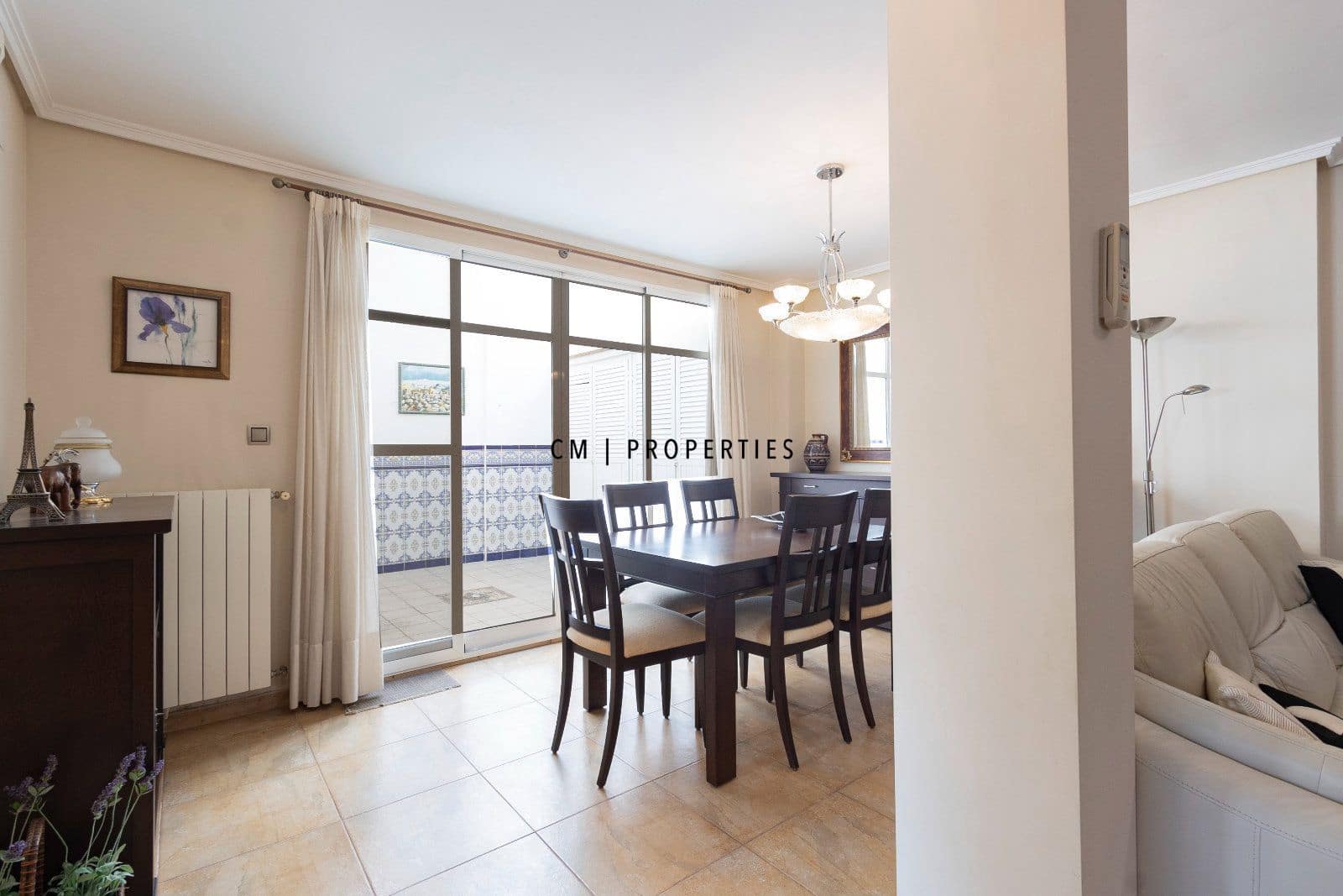 3 bedroom Villa for rent in Rocafort with garage - € 1,300 (Ref: 9935119)
