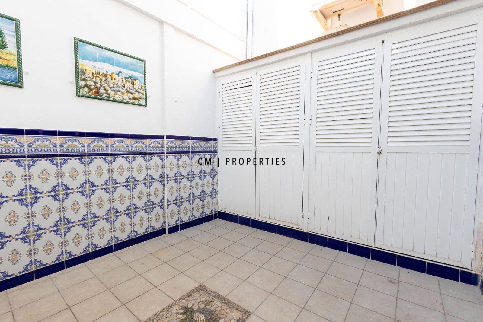 3 bedroom Villa for rent in Rocafort with garage - € 1,300 (Ref: 9935119)