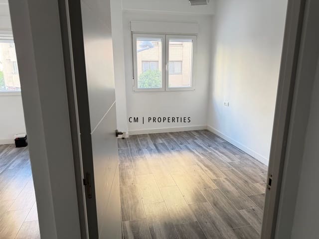 3 soverom Leilighet til salgs i L'Olivereta, Valencia by - € 255 000 (Ref: 9935193)
