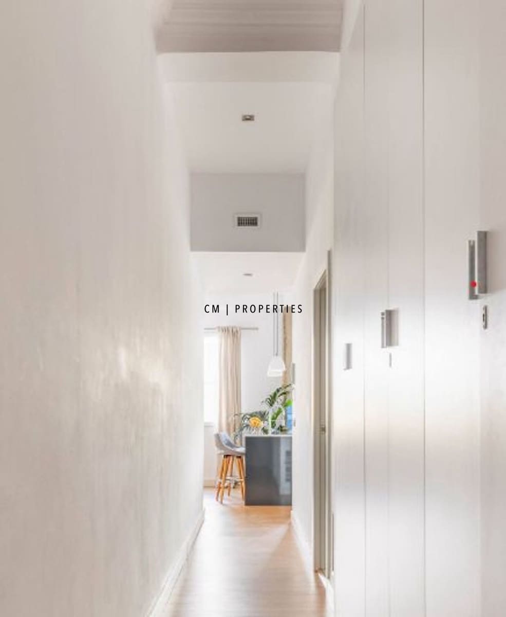 Piso de 2 habitaciones en València ciudad en alquiler - 2.200 € (Ref: 9935293)