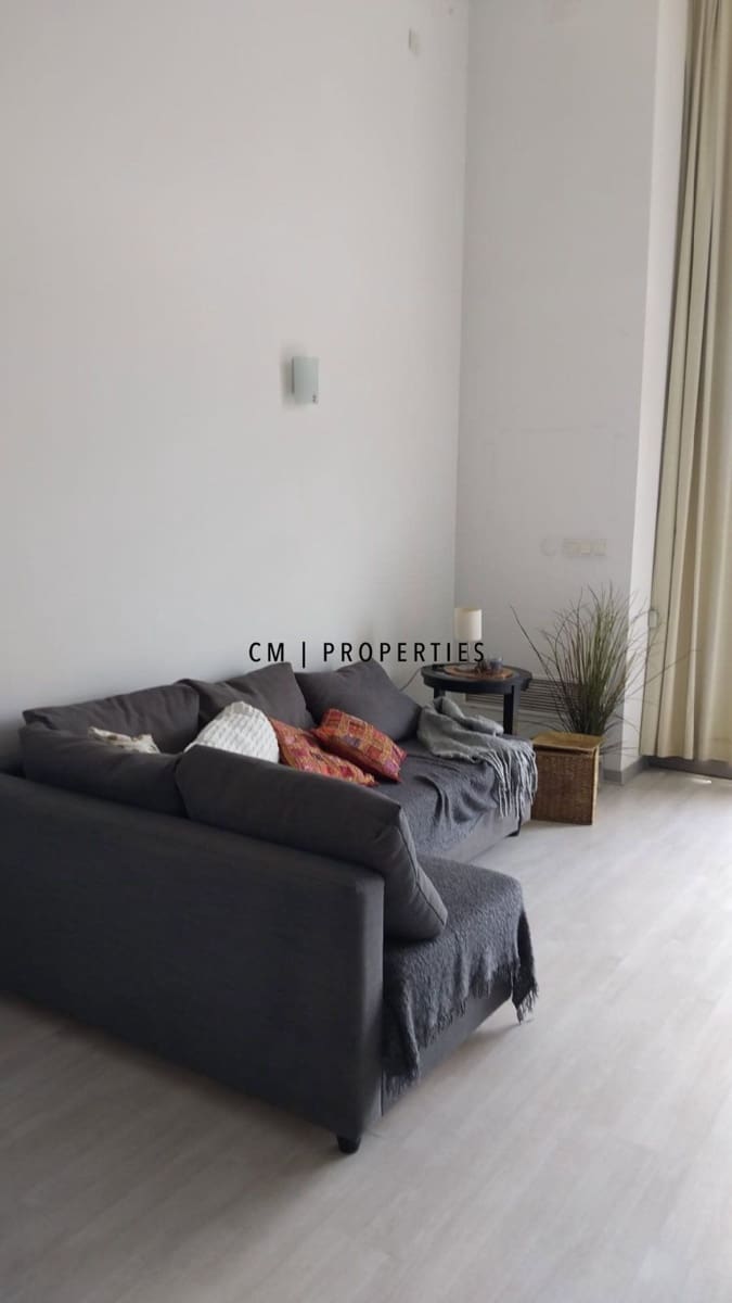 1 bedroom Penthouse for rent in Xirivella with garage - € 1,350 (Ref: 9935294)