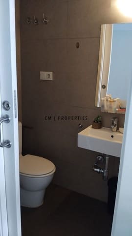 1 bedroom Penthouse for rent in Xirivella with garage - € 1,350 (Ref: 9935294)