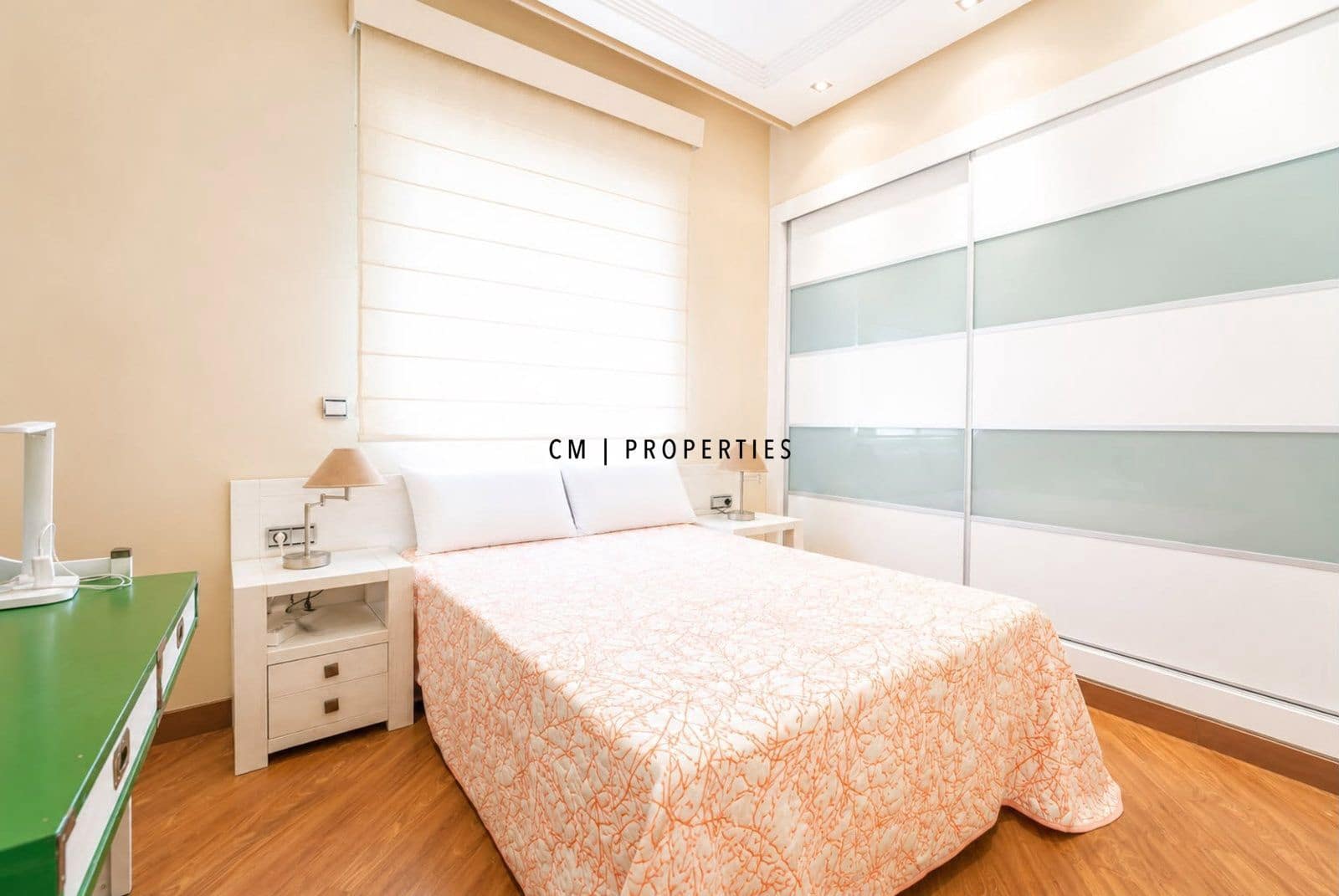 3 bedroom Flat for rent in Valencia city - € 2,000 (Ref: 9935355)