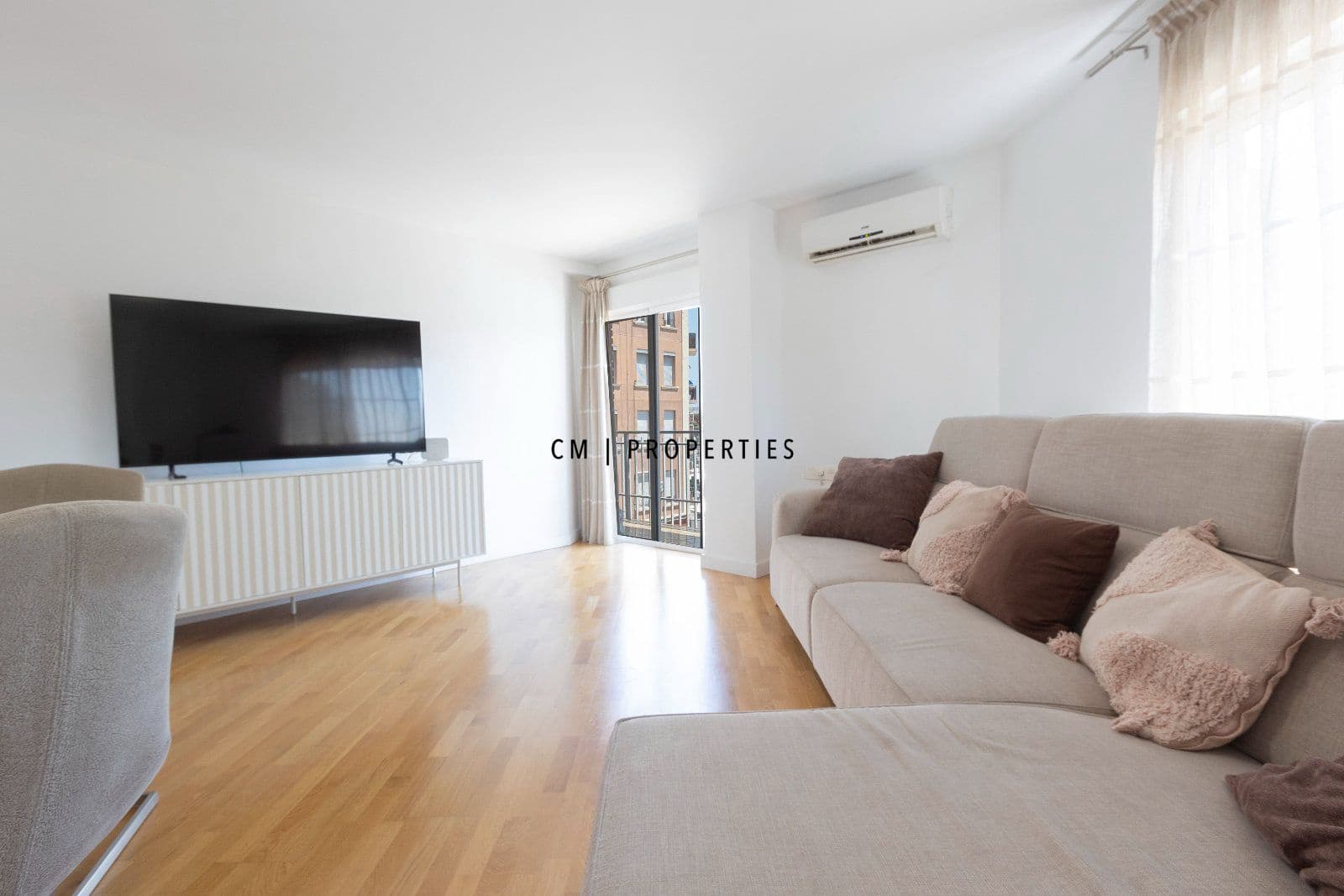 3 Zimmer Wohnung zu vermieten in Valencia Stadt - 1.500 € (Ref: 9936841)