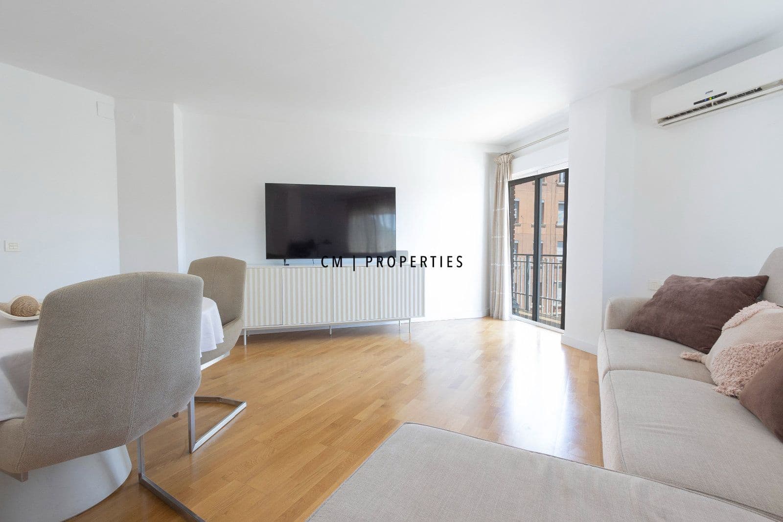 3 Zimmer Wohnung zu vermieten in Valencia Stadt - 1.500 € (Ref: 9936841)