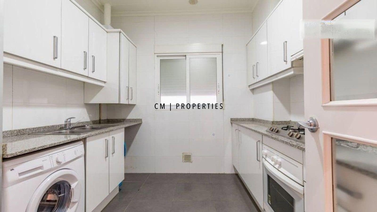 4 Zimmer Wohnung zu vermieten in Valencia Stadt mit Pool - 2.800 € (Ref: 9937209)