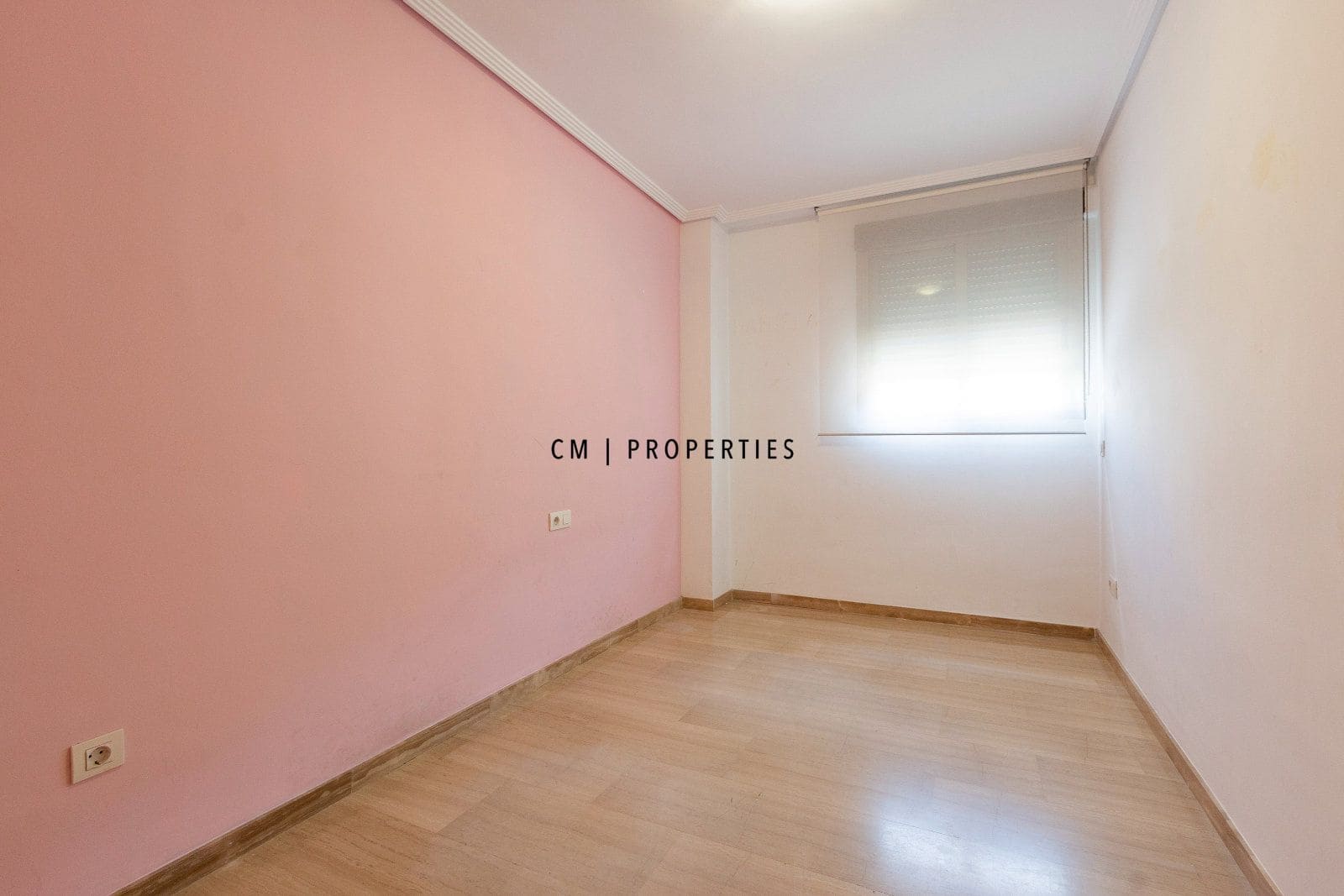 Piso de 3 habitaciones en València ciudad en alquiler con garaje - 2.000 € (Ref: 9938572)