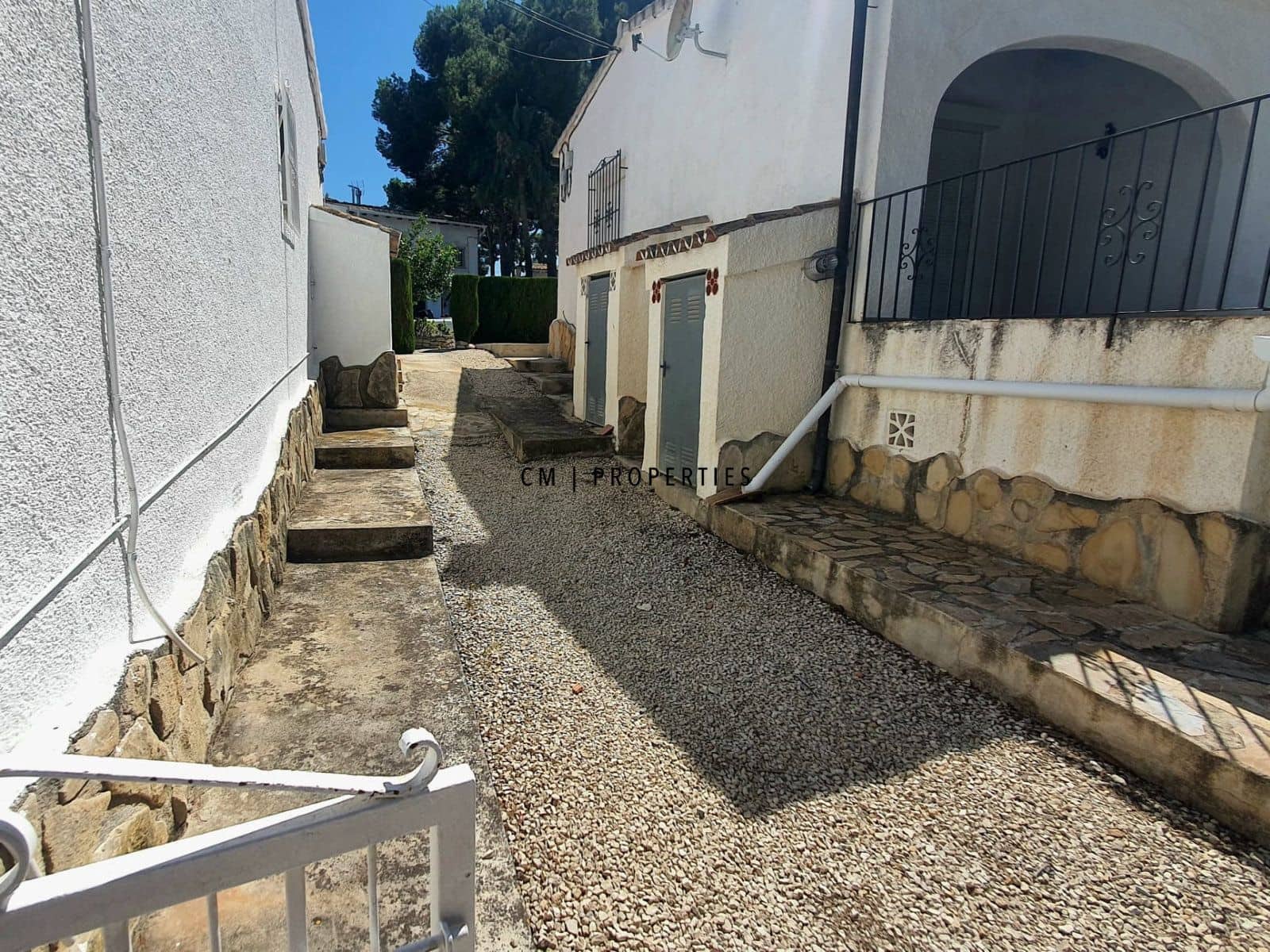 2 sovrum Hus till salu i Moraira med pool - 329 000 € (Ref: 9938573)